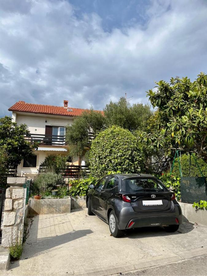 Apartmani Zora Црес Экстерьер фото