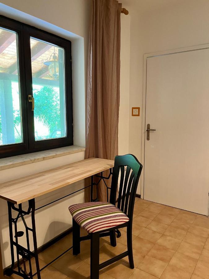 Apartmani Zora Црес Экстерьер фото