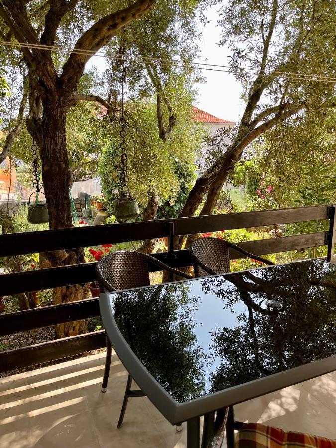 Apartmani Zora Црес Экстерьер фото
